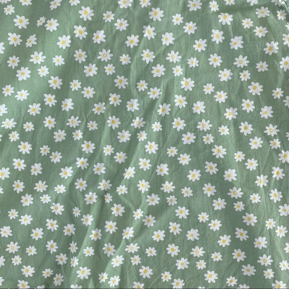 MISSGUIDED FLORAL MINI DRESS - Picture 7 of 12